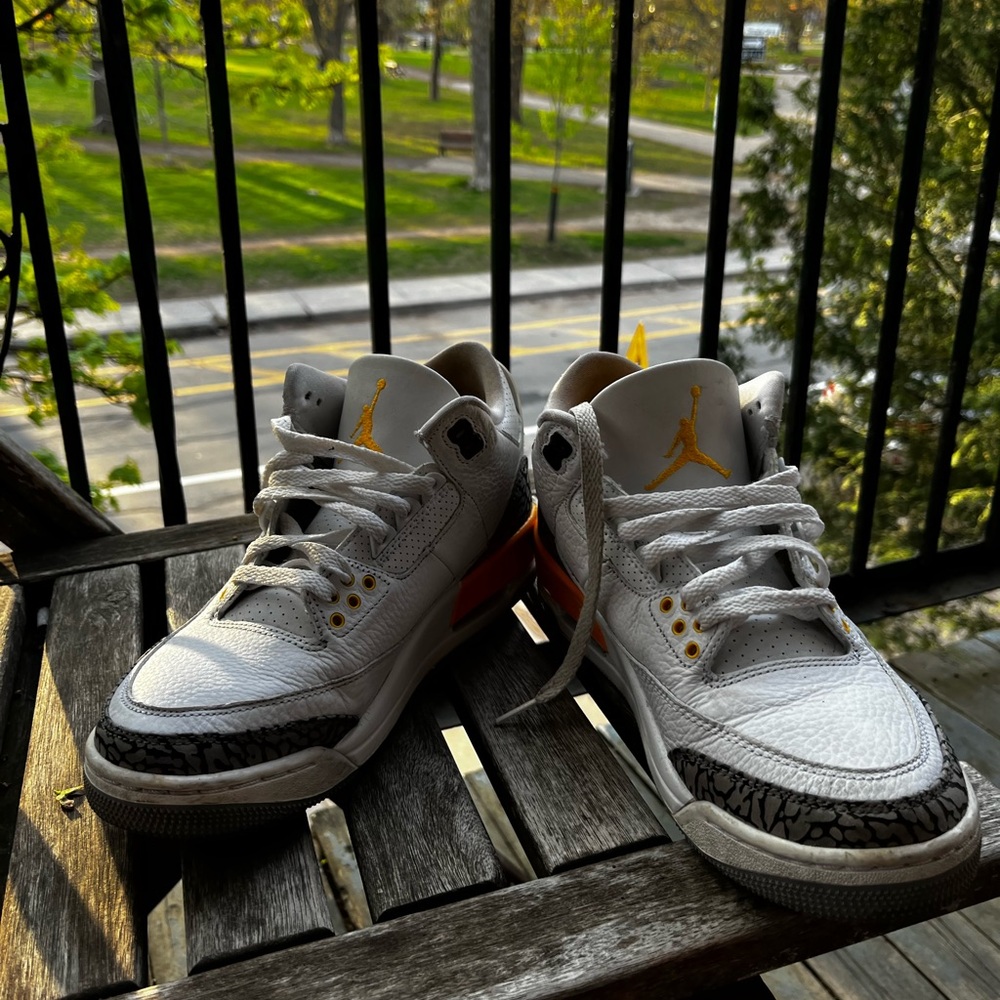 Jordan White Sneakers with Orange Accents and Elephant Print - Picture 2 of 8